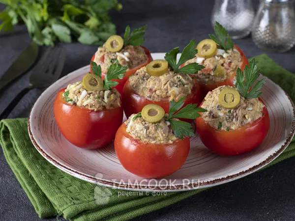 Фото готового блюда: Помидоры, фаршированные тунцом