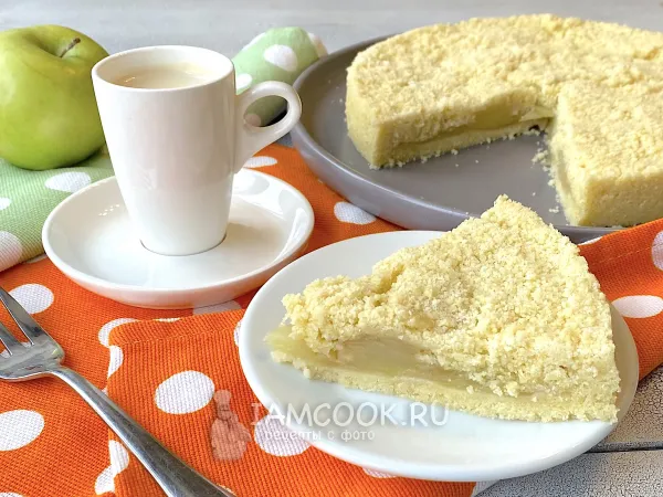 Фото блюда: Насыпной пирог с яблоками за 7 минут (в микроволновке)