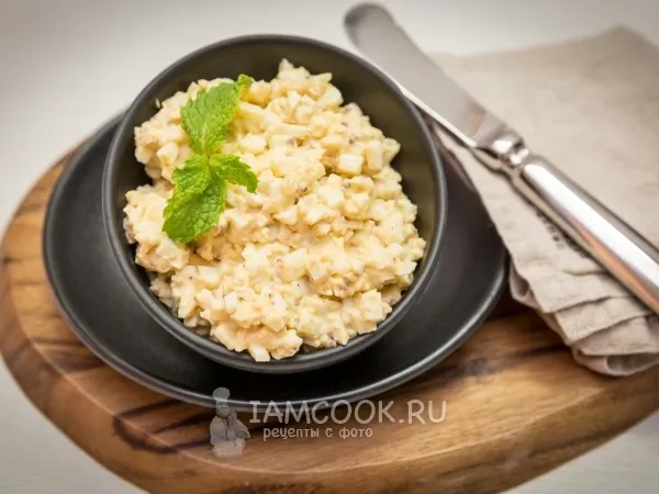 Фото блюда: Яичный салат с пармезаном и медом