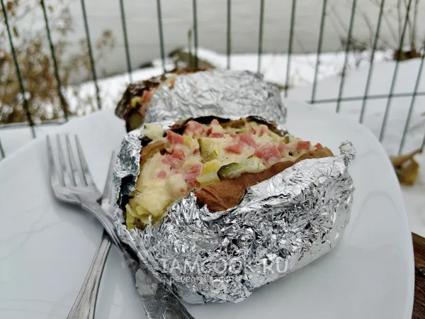 Фото готового блюда: Крошка-картошка на мангале (на углях)