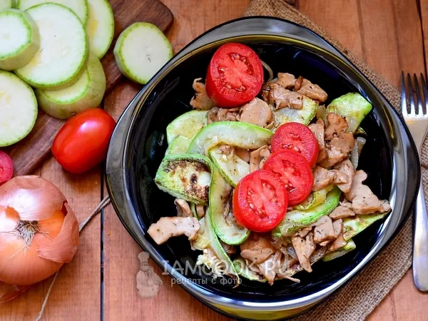 Фото блюда: Кабачки жаренные с грибами