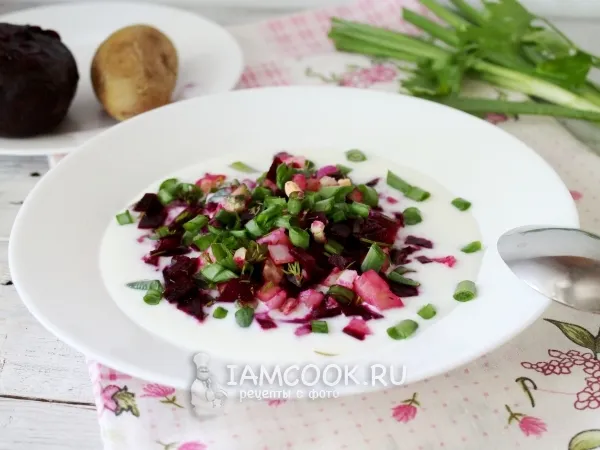 Фото блюда: Классический холодный свекольник на кефире