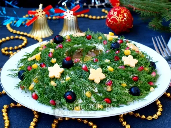 Фото блюда: Салат «Рождественский венок» с говядиной