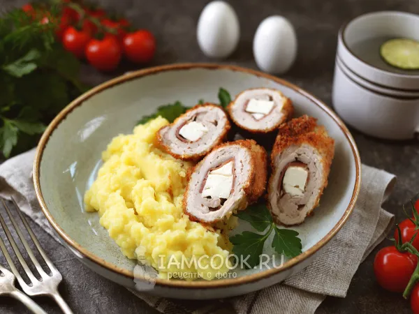 Фото готового блюда: Караджорджева шницла (карагеоргиев шницель)