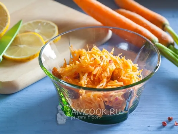 Фото готового блюда: Морковь с изюмом