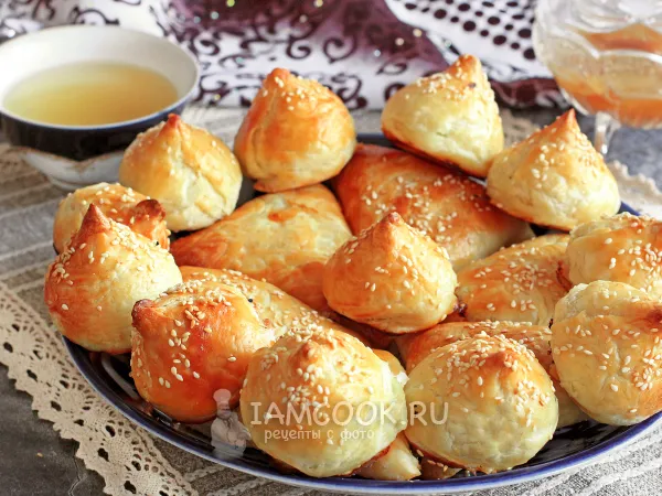 Фото готового блюда: Самса с курицей и картошкой