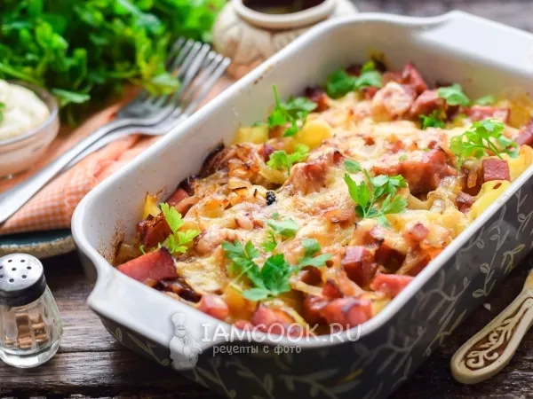 Фото блюда: Картошка с ветчиной и сыром в духовке
