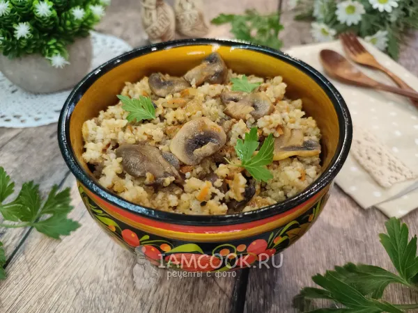 Фото блюда: Ячневая каша с грибами