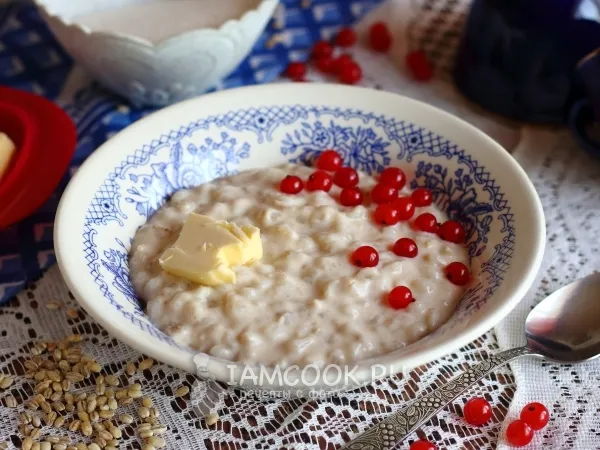 Фото готового блюда: Перловая каша на молоке