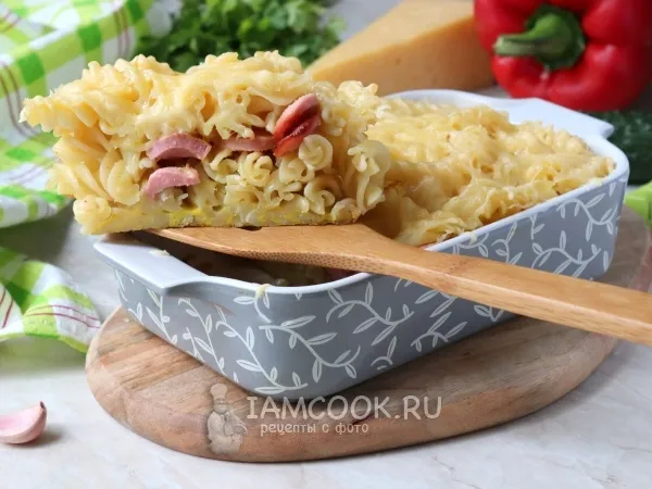 Фото блюда: Макароны с сосисками в духовке