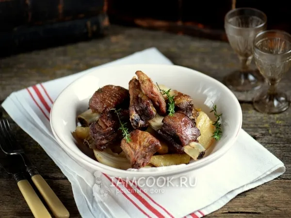 Фото блюда: Говяжьи ребрышки с картошкой в духовке