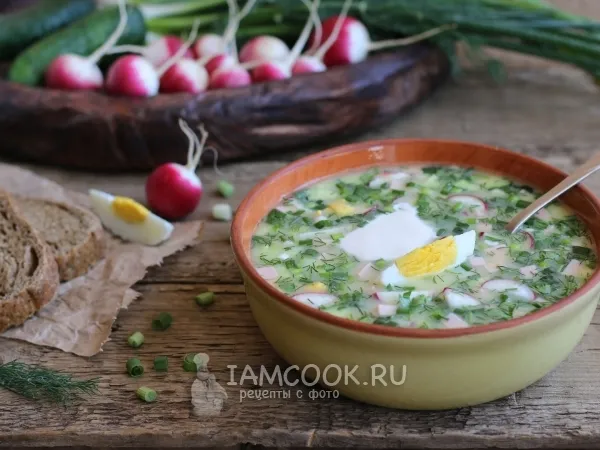 Фото блюда: Окрошка с колбасой на сыворотке (классический рецепт)