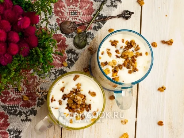 Фото блюда: Недетский десерт со сливками, кефиром и коньяком