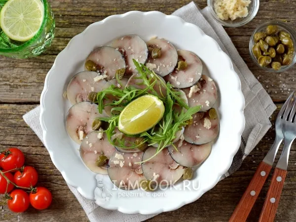 Фото готового блюда: Рулет из скумбрии (как строганина)