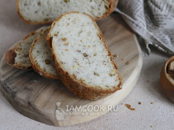 Фото готового блюда: Хлеб с фисташками