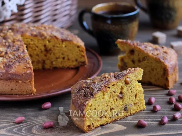 Фото готового блюда: Тыквенный пирог с хрустящим арахисом