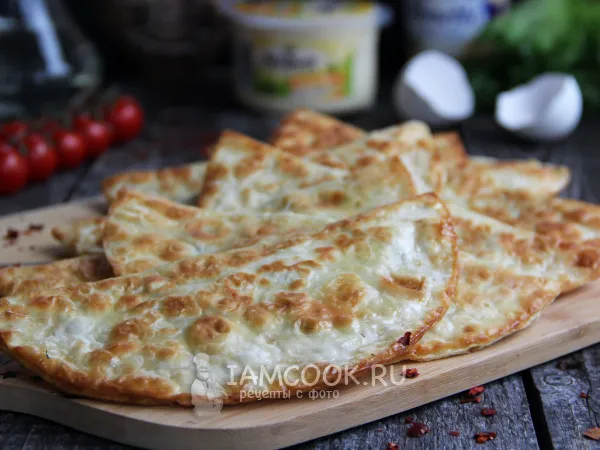 Фото готового блюда: Чебуреки из лаваша с сыром на сковороде