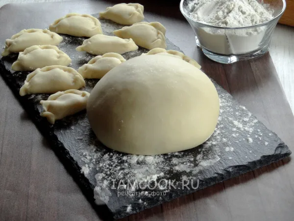 Фото блюда: Тесто на вареники на картофельном отваре