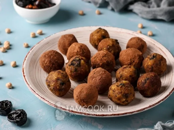 Фото блюда: Нутовые шарики с финиками, черносливом и какао