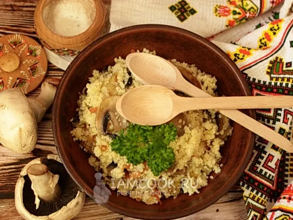 Фото готового блюда: Кус-кус с грибами (с шампиньонами)