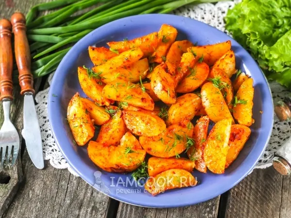 Фото блюда: Картошка по-деревенски в фольге в духовке