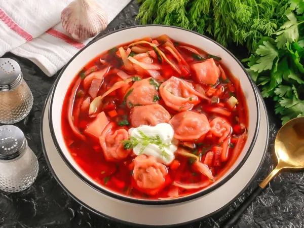 Фото блюда: Борщ с пельменями