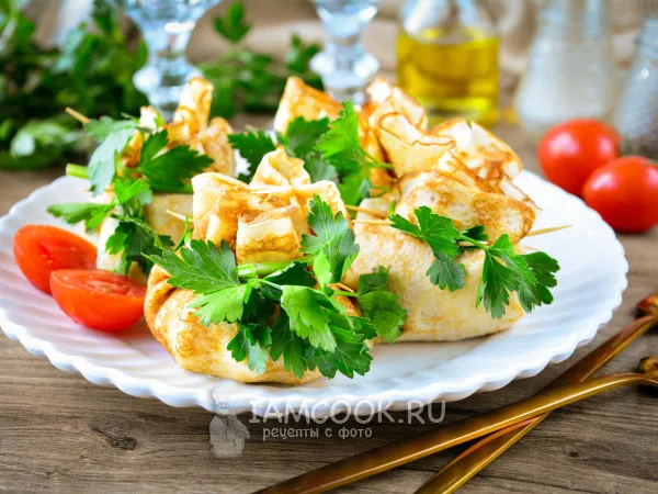 Фото блюда: Мешочки из блинов с курицей