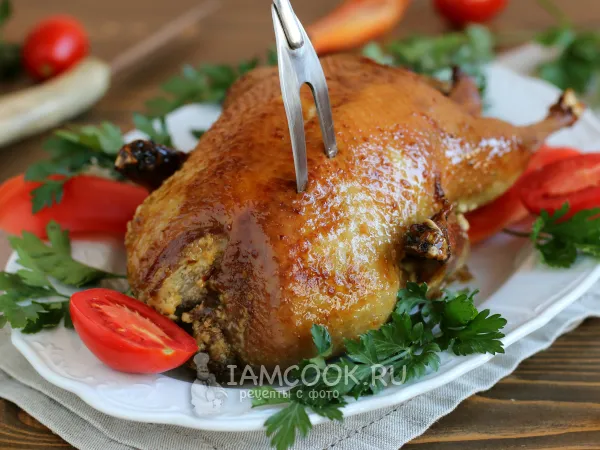 Фото готового блюда: Утка в майонезе с чесноком в духовке