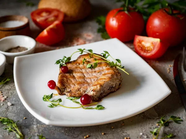 Фото готового блюда: Стейк по-французски