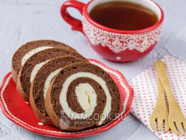 Фото готового блюда: Бисквитный рулет с творожной начинкой