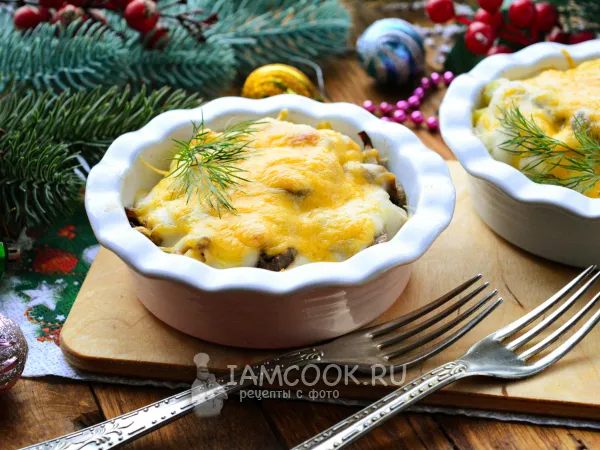 Фото блюда: Жульен с картошкой, курицей и грибами