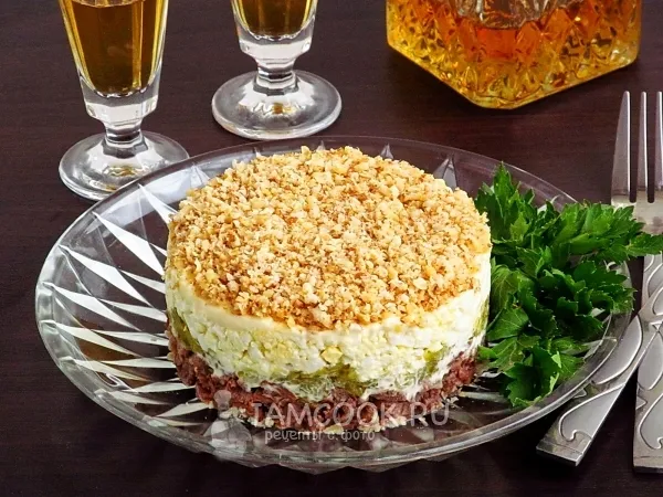 Фото блюда: Слоеный салат «Мачо» с говядиной