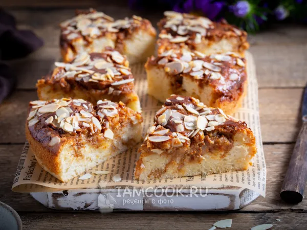 Фото блюда: Пирог с грушами и сгущенкой