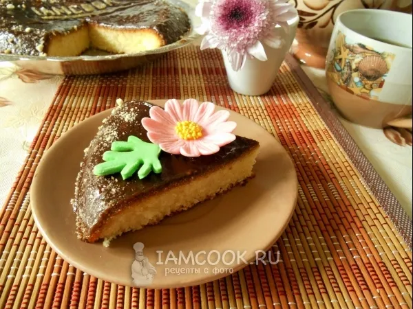 Фото готового блюда: Манник на сметане в мультиварке (с кофейной глазурью)