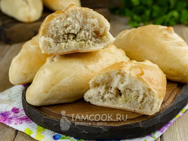 Фото готового блюда: Пирожки с минтаем