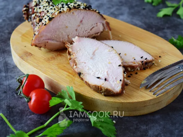 Фото готового блюда: Филе индейки в медово-соевом маринаде в духовке