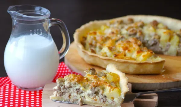Фото блюда: Киш с фаршем и картошкой
