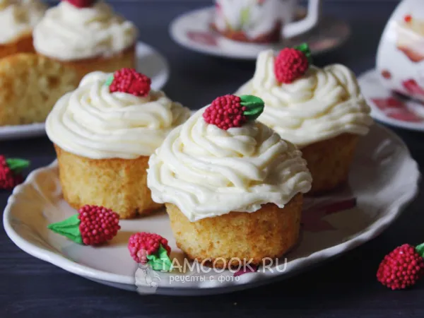 Фото готового блюда: Капкейки на кефире