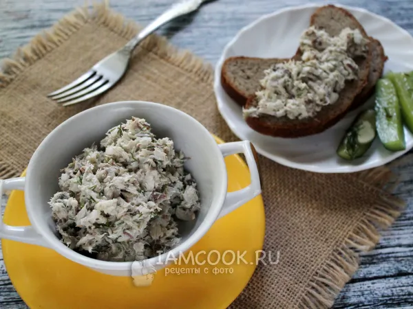 Фото готового блюда: Рийет из скумбрии с каперсами