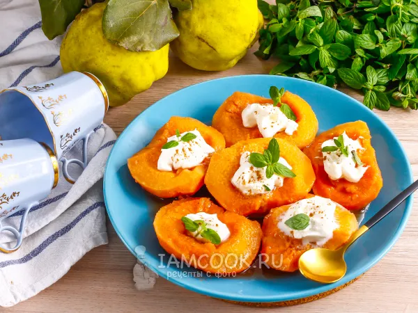 Фото готового блюда: Десерт из айвы по-турецки