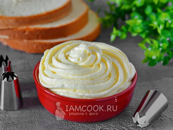 Фото блюда: Масляный крем со сгущенкой для выравнивания торта