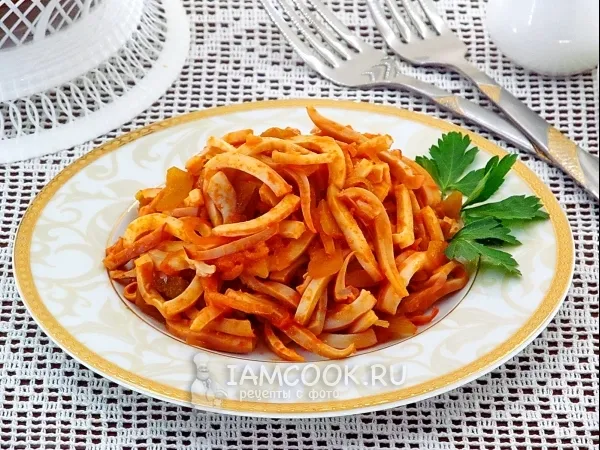 Фото блюда: Кальмары с икрой из солёных огурцов