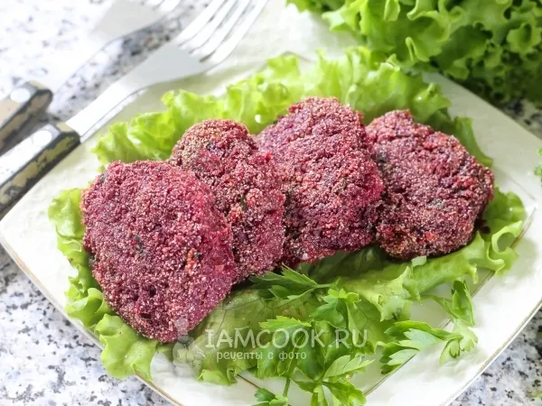 Фото блюда: Постные свекольные котлеты