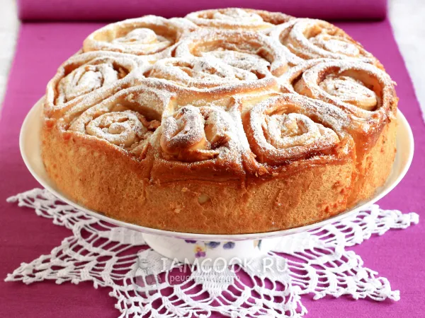Фото блюда: Дрожжевой пирог с яблоками и корицей