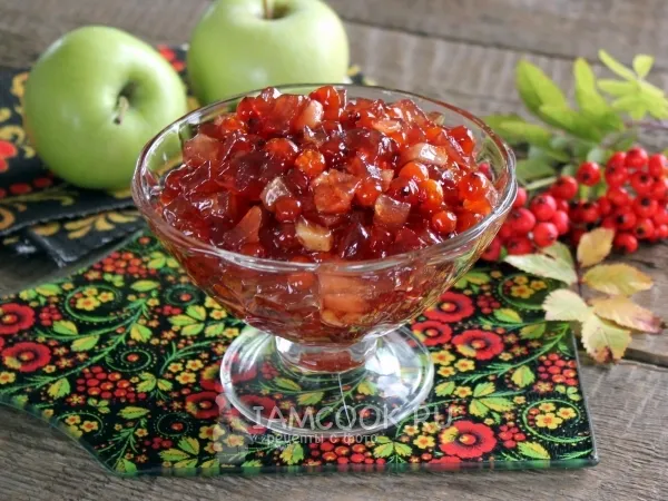 Фото блюда: Варенье из красной рябины с яблоками
