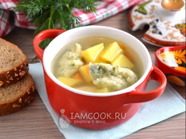 Фото готового блюда: Суп с клецками на курином бульоне