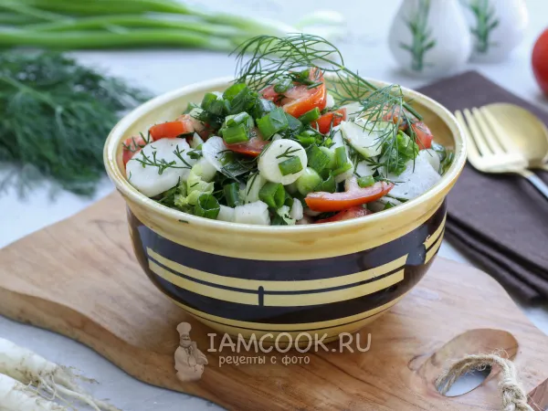 Фото готового блюда: Салат с помидорами и редиской с маслом