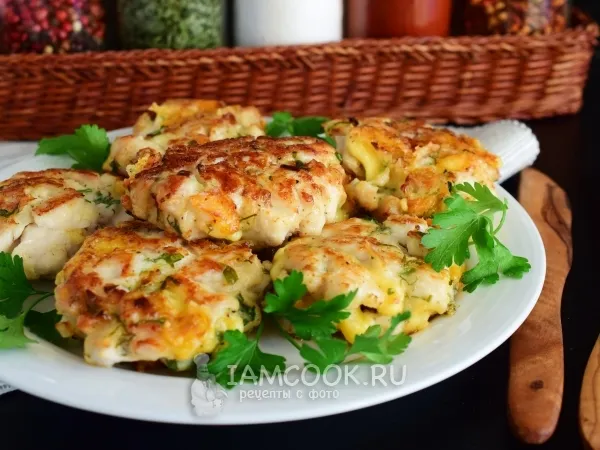 Фото готового блюда: Рубленные котлеты из куриной грудки с сыром на кефире и крахмале