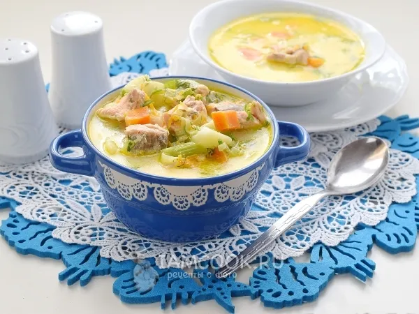 Фото готового блюда: Суп норвежский с семгой