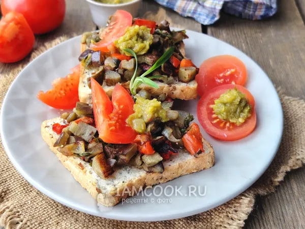 Фото блюда: Постные тосты с овощами